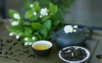 Uống trà với Phật